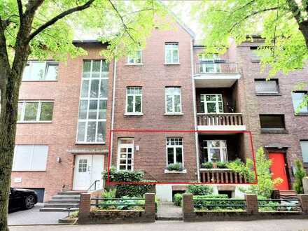 Erdgeschosswohnung mit Garten und Garage