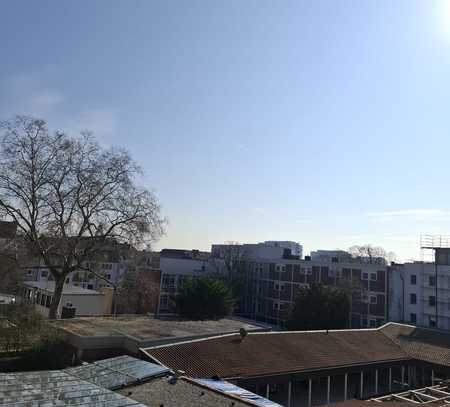IHR NEUES ZUHAUSE ZENTRAL UND NAH AM RHEIN! 3 ZIMMER-WOHNUNG MIT BALKON - SÜDSEITE!