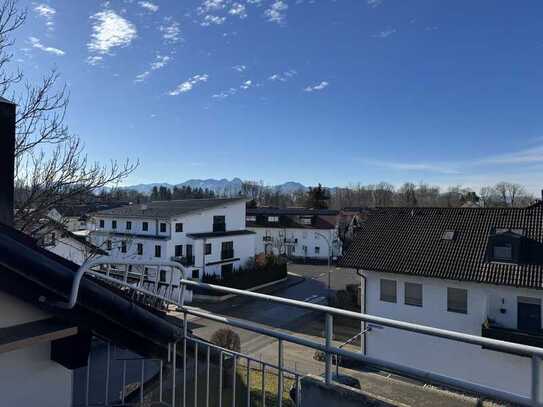 2-Zimmer-Wohnung mit Balkon, Weitblick und TG-Stellplatz