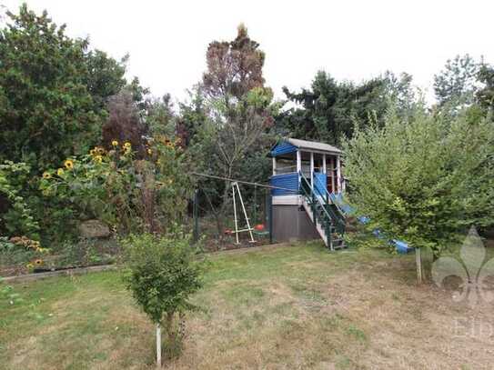 bauträgerfreies Grundstück mit Bungalow im Süden von Magdeburg