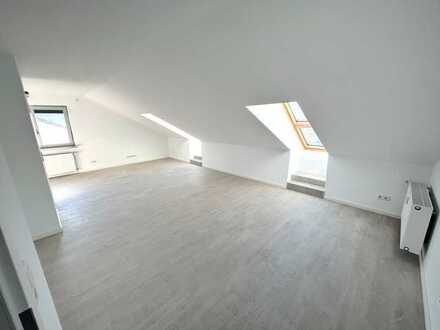 Lichtdurchflutete Wohnung mit drei Zimmern in Bruchköbel