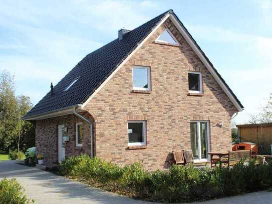 Gemütliches Familienhaus im klassischen Stil 
Neubauplanung - Niedrigenergiehaus mit Wärmepumpe