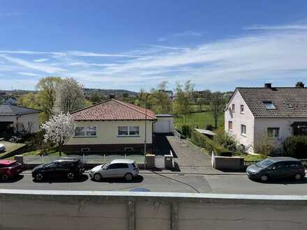 Erstbezug nach Sanierung: 2-Zimmer-Wohnung mit EBK und Balkon in Nidderau