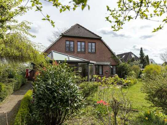 Charmantes Einfamilienhaus 
mit Einliegerwohnung in Dorfrandlage
*** Idylle pur***