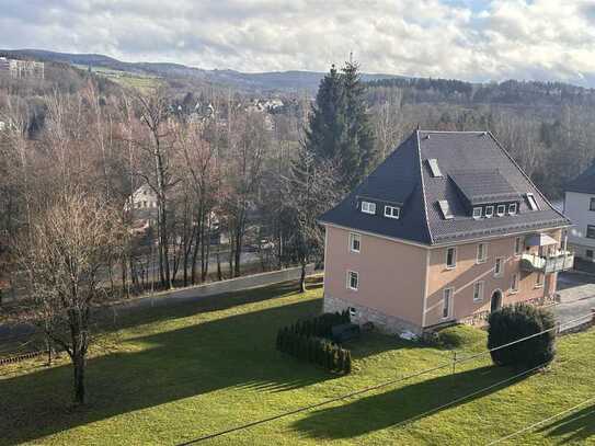 junges 2-Zimmer-Appartement mit phantastischem Ausblick - Erstbezug - KEINE Heizkosten !!!