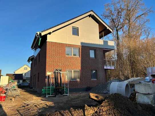 Hochwertige Neubauwohnung mit Blick ins Grüne!