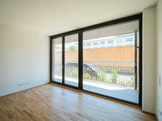2-Zimmer Wohnung mit Loggia am Elbufer – Marina Garden