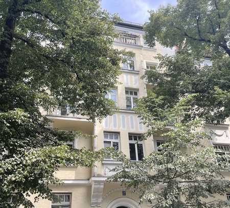 Schwabing West! 3-Zimmer Altbaujuwel im Einzeldenkmal