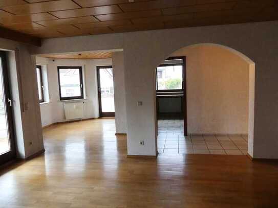 Geschmackvolle 3,5-Zimmer-Wohnung mit sep. Küche in Geislingen/Steige