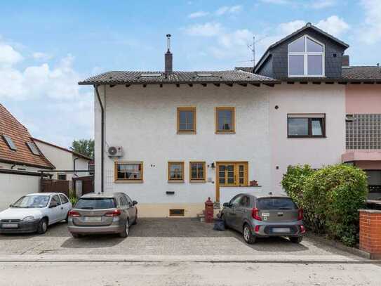 Modernisiertes 2-3 Familienhaus zum Wohlfühlen