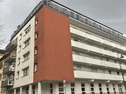 Modernisierte 3-Raum-Wohnung mit Balkon in Darmstadt