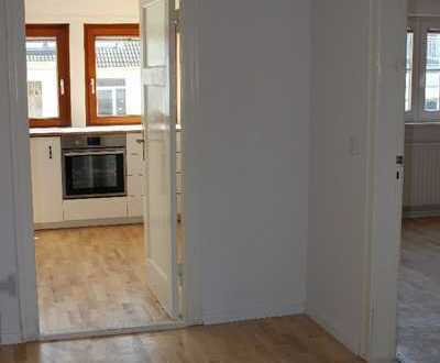 Schöne zwei Zimmer Dachgeschosswohnung im Flüsseviertel, in Bremen, Neustadt