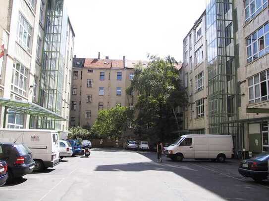 554 m² im Schillerkiez - Gewerbehof in der Nähe vom Tempelhofer Feld
