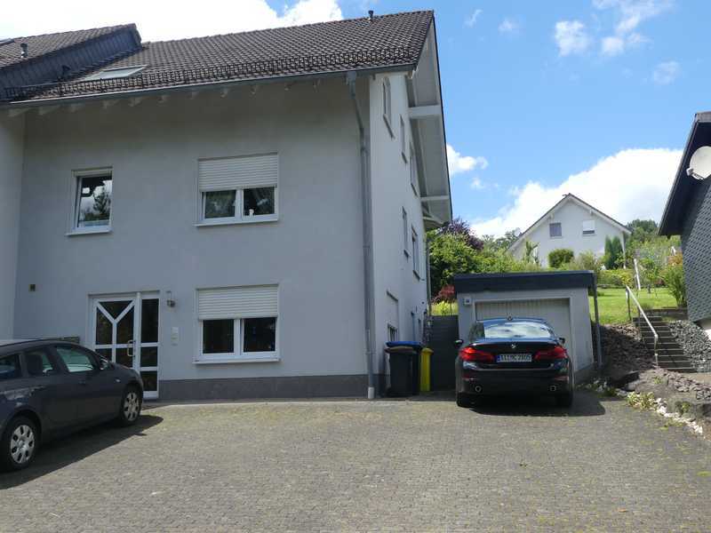                                                               Wundersch&ouml;nes 1 1/2 Zi-Appartement (EBK-WM/TR-Stellplatz) in Freudenberg-Oberho&hellip;                                                       in Freudenberg (Amberg-Sulzbach)