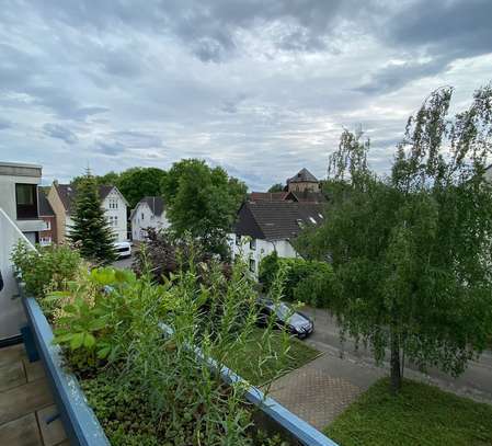 Großzügige 3-Zimmerwohnung mit zwei Balkonen und Tiefgaragenstellplatz