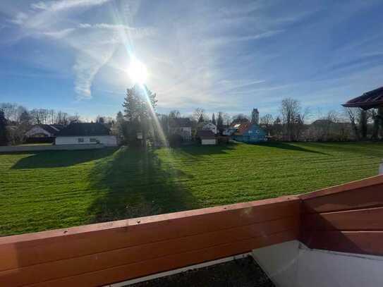 Traumhafte 2 1/2 Zimmer Dachgeschosswohnung mit atemberaubendem Ausblick zu vermieten!