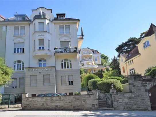 JUGENDSTIL-TRAUM IN PREMIUMLAGE +++ Dambachtal: Elegante 4 ZKBB-Altbau-Beletage