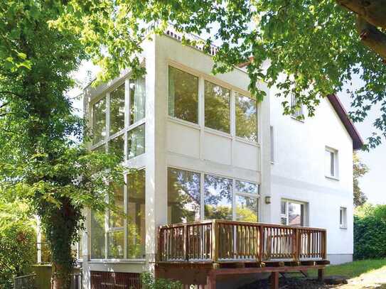 Idyllisches Reihenendhaus in exponierter Lage am Basberg -Ausbau zu zwei Wohneinheiten möglich-