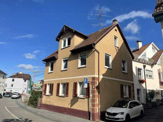 2-Fam. Haus im Zentrum von Weingarten - OG + DG sofort beziehbar - 6 WG-Zimmer - Garten !