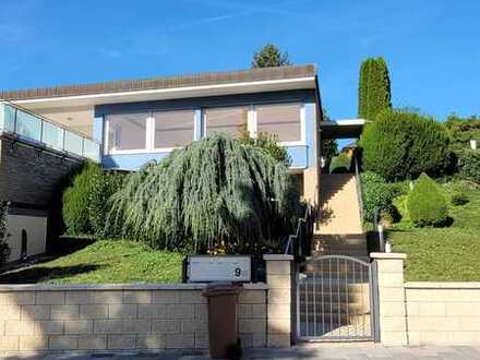Traumhafte Wohnung mit zwei Terrassen und Garten in Kelkheim