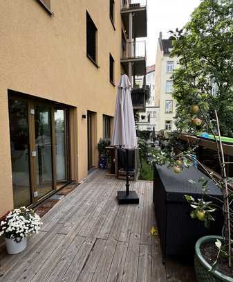 Teilmöblierte Wohnung mit Sonnenterrasse und Garten