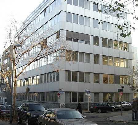 Modernes Bürogebäude in Stuttgart-Mitte - 278 m² im 4 .OG - Industrie-Look möglich