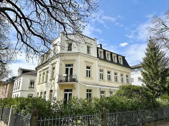 * Helle und sofort bezugsfreie 5-Zimmer-Wohnung in ruhiger und grüner Lage *