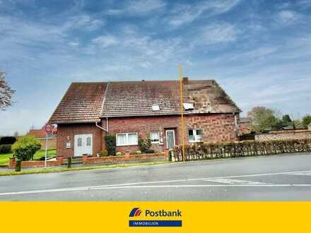 Perspektivenreiches Zweifamilienhaus mit viel Potenzial
* OPEN HOUSE AM 16.12.2023 von 10-12 Uhr