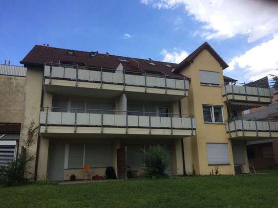 sonnige 2,5-Zimmer Dachgeschoss Maisonette Wohnung in Stuttgart-Vaihingen zu vermieten