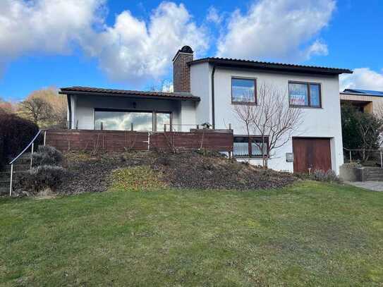 Einfamilienhaus in absoluter Rand-, Aussichts- und Toplage von Unterlenningen