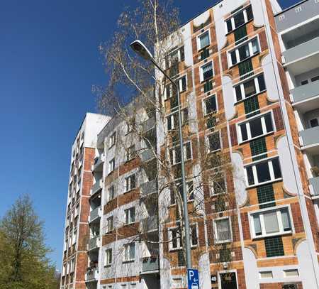 Großzügig geschnittene 2.Raum Wohnung im 2. OG