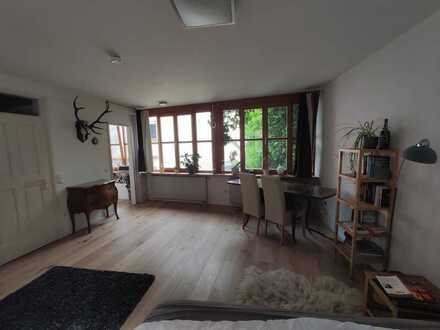 ***1-Zimmer-Wohnung*** im Herzen der Altstadt