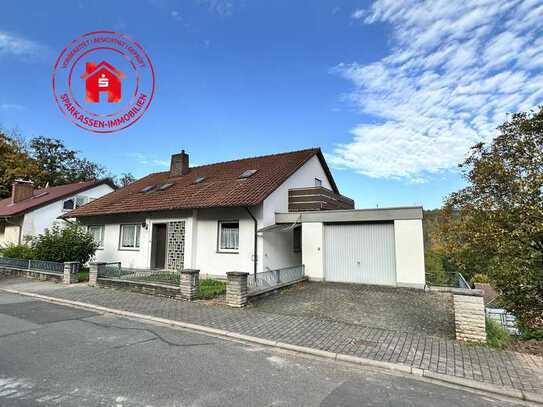 Herrlicher Blick ins Maintal - Freistehendes Einfamilienhaus mit ELW im Hofgarten