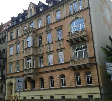 W0335 - 3-Raum-Wohnung im Dachgeschoss mit Blick auf die Trinitatiskirche