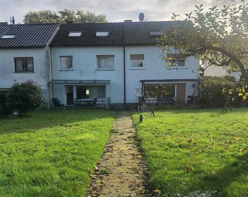 XL-Einfamilienhaus mit Garten und Garage in Do.-Mengeder-Heide