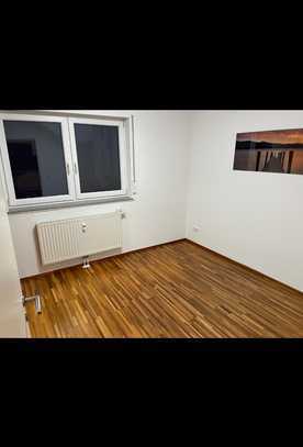 *reserviert*Geschmackvolle 2-Zimmer-Wohnung mit Balkon und EBK in Erzhausen