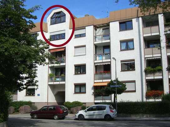 Einzigartige 4,5-Zimmer-Maisonette-Wohnung mit Blick über München - Provisionsfrei!