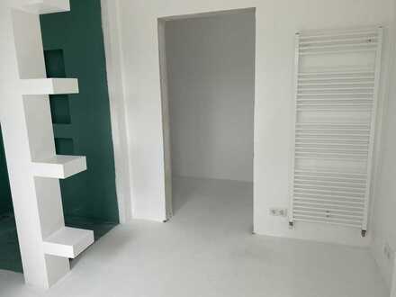 Nähe Uni. Traumhaft schöne Loft-Wohnung, ca. 185m², 6 Zimmer, Designer-Bad + Gäste WC.