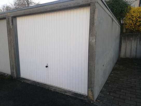 Garage in GP- Ursenwang im Fichtenhain /Wendeplatte