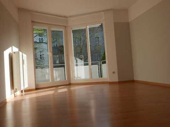 Schöne 2-Zimmer-Wohnung mit Balkon in Pankow-Wilhelmsruh