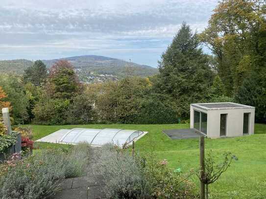 Großzügig bauen in sonniger Villenlage für Familien und Investoren