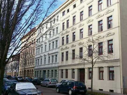 Erdgeschoss-Wohnung mit großer Terrasse