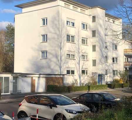 Gemütliche 2-Zimmer-Wohnung mit Balkon und Einbauküche in ruhiger Lage