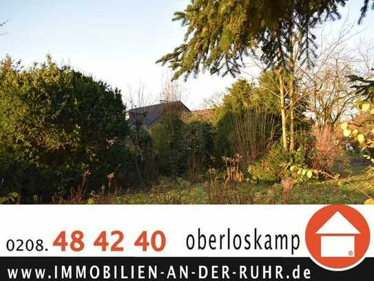 Doppelhaushälfte mitsamt Garage in beliebter Wohnlage von Mülheim-Saarn zwischen Oemberg und Auberg!