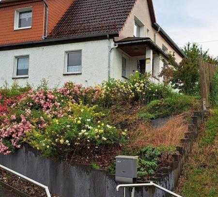 Charmante Doppelhaushälfte mit idyllischem Garten in Barchfeld