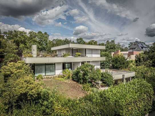 *** Villa mit fantastischen Ausblick in exponierter Lage von Wiesbaden ***