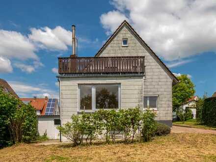 Charmantes Zweifamilienhaus mit Gartenidylle am Stadtrand von Talheim bei Heilbronn