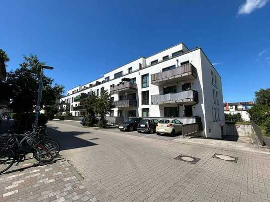 Familienfreundliche Wohnung mit sonnenverwöhnter Dachterrasse!