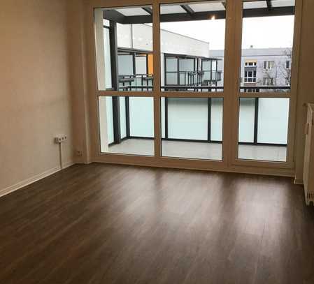 Neusanierte 3 Zimmerwohnung mit großen Balkon freut sich auf neue Bewohner!