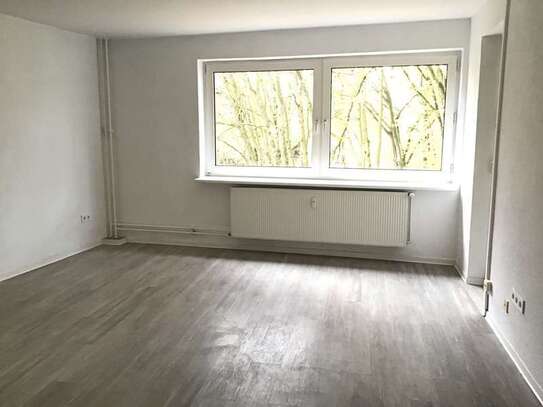 Moderne 3-Zimmer-Wohnung mit Balkon kurzfristig verfügbar